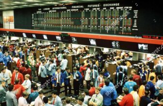 charmertrading liffe-stock-market-exhchange-london-1988